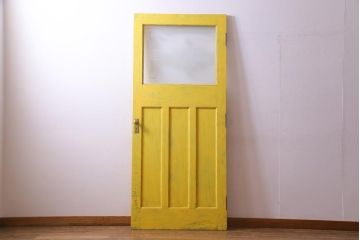フランスビンテージ　レトロポップなイエローカラーのペイントドア(扉、建具)
