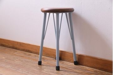 ラフジュ工房オリジナル　アイアンレッグのペイントが可愛らしい丸スツール(チェア、椅子)