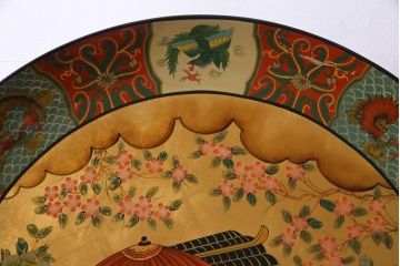 アンティーク雑貨　中古　木製　御所車図　圧巻!金漆装飾の3尺飾り盆(大盆)