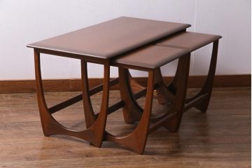 ヴィンテージ家具　イギリスビンテージ　G-PLAN(ジープラン)　チーク材　ネストテーブル(サイドテーブル、センターテーブル、カフェテーブル)