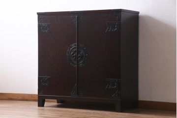 当店リメイク家具　岩谷堂箪笥　みちのく8号　収納棚にもできる脚付き衣装箪笥(サイドボード、チェスト)