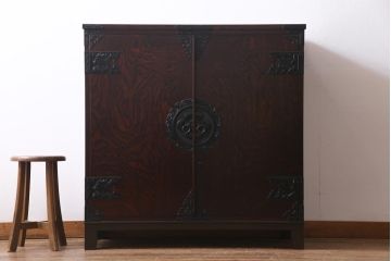 当店リメイク家具　岩谷堂箪笥　みちのく8号　収納棚にもできる脚付き衣装箪笥(サイドボード、チェスト)