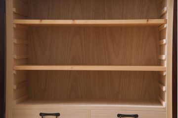 当店リメイク家具　岩谷堂箪笥　みちのく8号　収納棚にもできる脚付き衣装箪笥(サイドボード、チェスト)