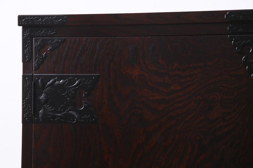 当店リメイク家具　岩谷堂箪笥　みちのく8号　収納棚にもできる脚付き衣装箪笥(サイドボード、チェスト)