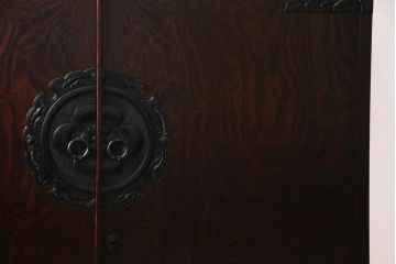 当店リメイク家具　岩谷堂箪笥　みちのく8号　収納棚にもできる脚付き衣装箪笥(サイドボード、チェスト)