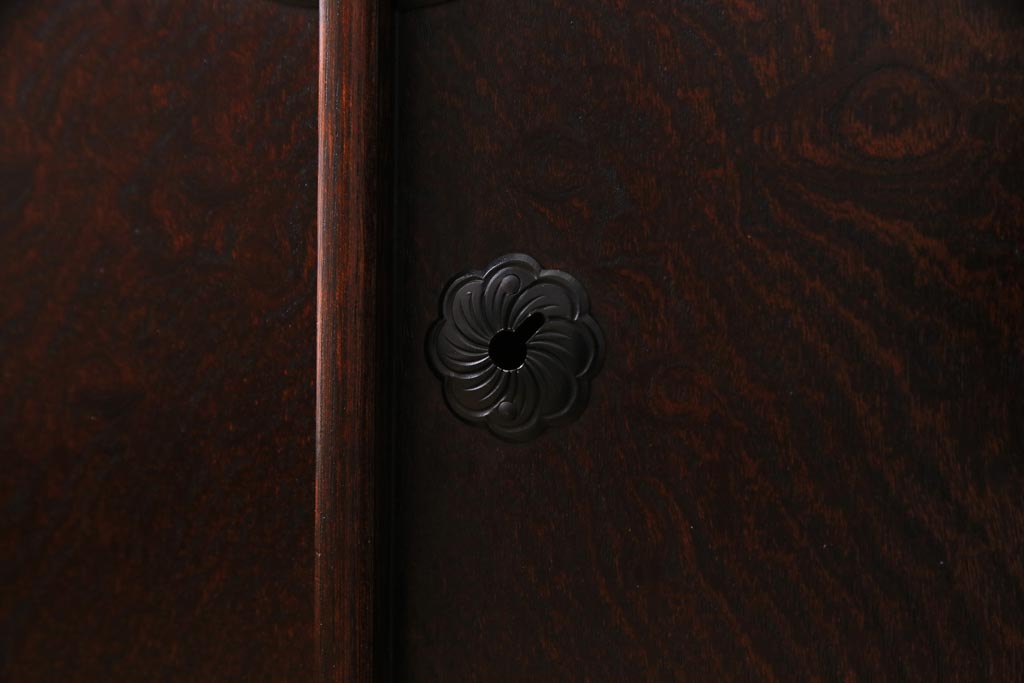 当店リメイク家具　岩谷堂箪笥　みちのく8号　収納棚にもできる脚付き衣装箪笥(サイドボード、チェスト)