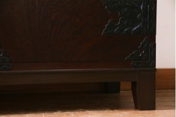 当店リメイク家具　岩谷堂箪笥　みちのく8号　収納棚にもできる脚付き衣装箪笥(サイドボード、チェスト)