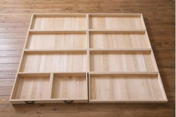 当店リメイク家具　岩谷堂箪笥　みちのく8号　収納棚にもできる脚付き衣装箪笥(サイドボード、チェスト)