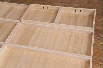 当店リメイク家具　岩谷堂箪笥　みちのく8号　収納棚にもできる脚付き衣装箪笥(サイドボード、チェスト)