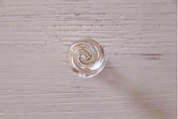 ペイント家具　フレンチスタイルに馴染むアンティークチェスト(ローチェスト、引き出し)