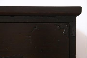 アンティーク家具　和製アンティーク　 脚付きリメイク　宝尽くし紋の箪笥ローボード(アンティークチェスト、リビングボード)