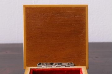 アンティーク雑貨　イギリスアンティーク　優しい色合いの木製ジュエリーボックス(木箱、小物入れ)