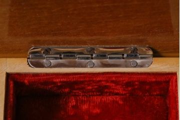 アンティーク雑貨　イギリスアンティーク　優しい色合いの木製ジュエリーボックス(木箱、小物入れ)