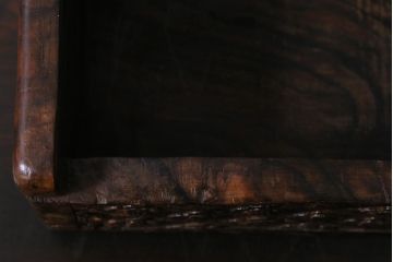 アンティーク雑貨　イギリスアンティーク　小花の彫刻が施された蓋付き木箱(小物入れ)