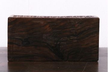 アンティーク雑貨　イギリスアンティーク　小花の彫刻が施された蓋付き木箱(小物入れ)