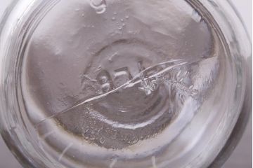 アンティーク雑貨　イギリスアンティーク　KILNER JAR(キルナー・ジャー)　レトロな風合いがお洒落なガラス瓶2個セット