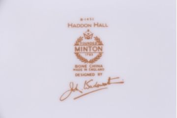 中古美品　イギリス　MINTON(ミントン)　Haddon Hall(ハドンホール)　プレート3枚セット(オーバルトレー、サービスボウル)