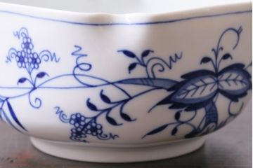 中古美品　MEISSEN(マイセン)　ブルーオニオン　木瓜型小鉢(スクエアボウル)