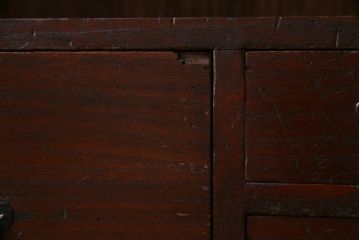 アンティーク家具　古民具リメイク　桐材製　重厚な雰囲気漂う観音開きの箪笥サイドボード(収納棚、戸棚、桐箪笥、桐たんす)