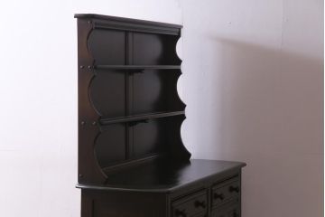 ヴィンテージ家具　イギリスビンテージ　ERCOL(アーコール)　Old Colonial(オールドコロニアル)　ニレ材　気品と風格が漂うカップボード(食器棚、飾り棚)