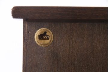 ヴィンテージ家具　イギリスビンテージ　ERCOL(アーコール)　Old Colonial(オールドコロニアル)　ニレ材　気品と風格が漂うカップボード(食器棚、飾り棚)