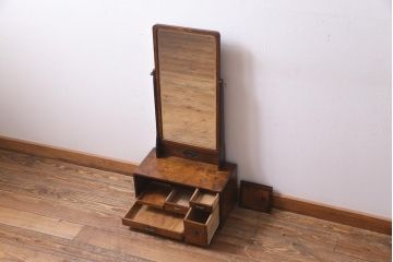 アンティーク家具　和製アンティーク　タモ材　品のある佇まいが魅力的な鏡台(ドレッサー、ミラー)