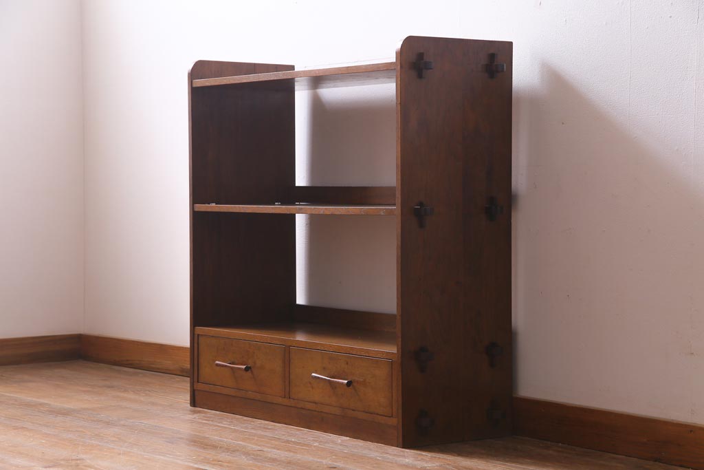 レトロ家具　昭和中期　ナラ材　楔式のデザインがレトロな引き出し付き本棚(飾り棚、収納棚、ディスプレイラック)