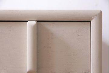 ペイント家具　レトロな配色が優しい雰囲気醸し出すチェスト(引き出し、タンス)