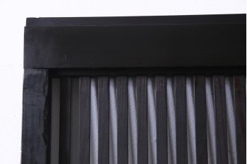 和製アンティーク　大正昭和初期　趣き溢れる佇まいが魅力的な格子戸2枚セット(建具、引き戸)