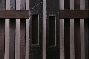 和製アンティーク　大正昭和初期　趣き溢れる佇まいが魅力的な格子戸2枚セット(建具、引き戸)