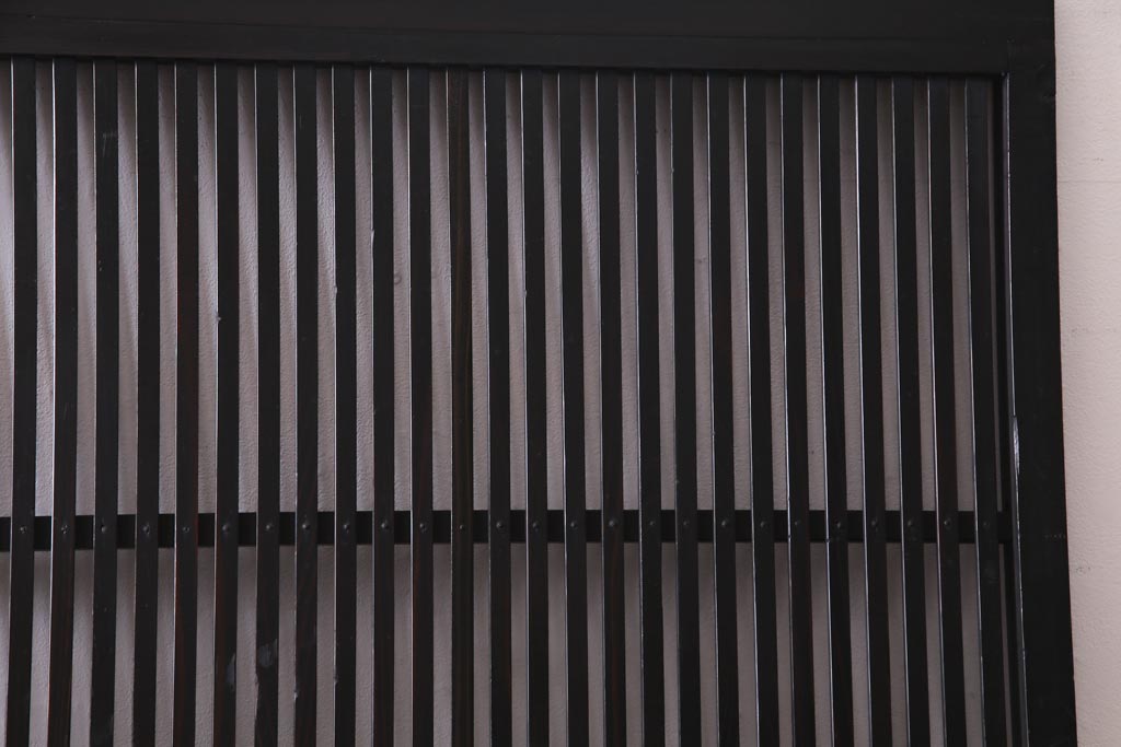 和製アンティーク　大正昭和初期　趣き溢れる佇まいが魅力的な格子戸1枚(建具、引き戸)