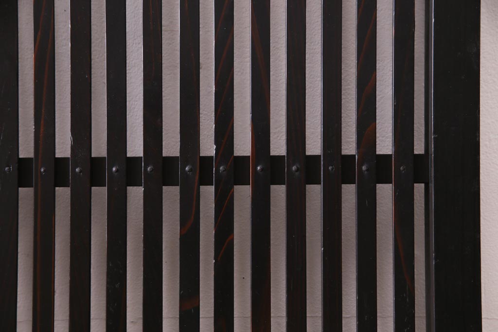 和製アンティーク　大正昭和初期　趣き溢れる佇まいが魅力的な格子戸1枚(建具、引き戸)