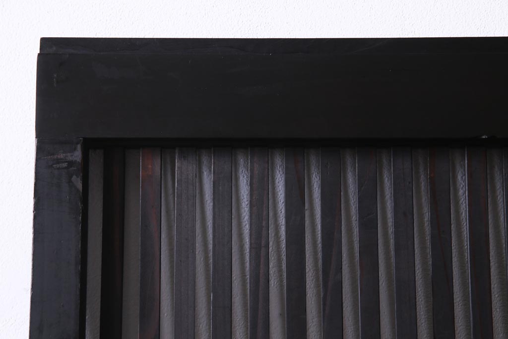 和製アンティーク　大正昭和初期　趣き溢れる佇まいが魅力的な格子戸1枚(建具、引き戸)