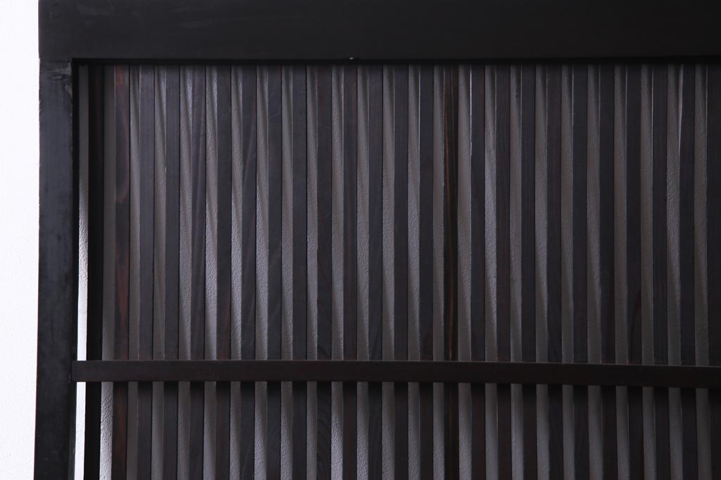 和製アンティーク　大正昭和初期　趣き溢れる佇まいが魅力的な格子戸1枚(建具、引き戸)