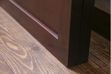 和製アンティーク　シンプルなデザインで様々なテイストに馴染む板戸2枚セット(帯戸、建具)