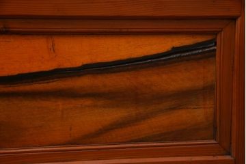 昭和初期　当店オリジナルガラス　黒柿の腰板が目を引く格子戸4枚セット(建具、ガラス帯戸、引き戸)