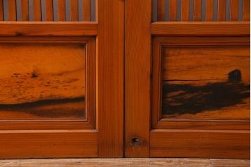 昭和初期　当店オリジナルガラス　黒柿の腰板が目を引く格子戸4枚セット(建具、ガラス帯戸、引き戸)