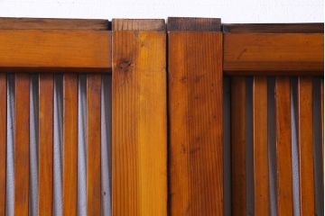 昭和初期　当店オリジナルガラス　黒柿の腰板が目を引く格子戸4枚セット(建具、ガラス帯戸、引き戸)