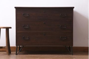 レトロ家具　昭和初期　鉄脚　桐材　上品なレトロスタイルに合うリメイクリビングボード(テレビ台、衣装箪笥)(2)