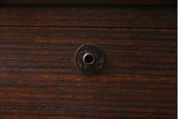 レトロ家具　昭和初期　鉄脚　桐材　上品なレトロスタイルに合うリメイクリビングボード(テレビ台、衣装箪笥)(2)