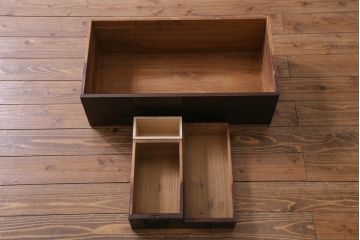 アンティーク家具　古民具リメイク　桐材製　かくし付き　重厚な雰囲気漂う観音開きの箪笥サイドボード(収納棚、戸棚)