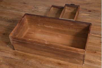 アンティーク家具　古民具リメイク　桐材製　かくし付き　重厚な雰囲気漂う観音開きの箪笥サイドボード(収納棚、戸棚)