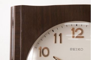 アンティーク雑貨　昭和期　SEIKO(セイコー)　30DAY　ゼンマイ式　金色の文字がシックな振り子時計(柱時計、掛け時計)