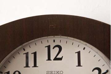 アンティーク雑貨　昭和期　SEIKO(セイコー)　30DAY　ゼンマイ式　シルバーカラーが上品な振り子時計(柱時計、掛け時計)