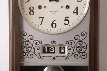 アンティーク雑貨　昭和期　SEIKO(セイコー)　30DAY　ゼンマイ式　シルバーカラーが上品な振り子時計(柱時計、掛け時計)