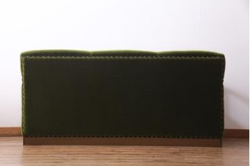 レトロ家具　昭和レトロ　カバ材　ノスタルジックな雰囲気が漂う3人掛けソファ
