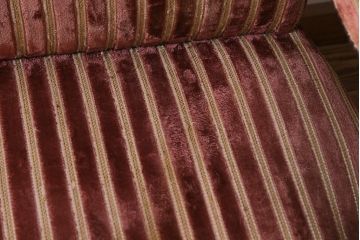 アンティーク家具　フランスアンティーク　マホガニー材　エレガントな佇まいが魅力的なソファ(長椅子)