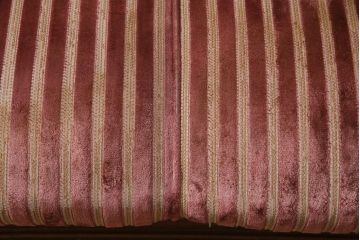 アンティーク家具　フランスアンティーク　マホガニー材　エレガントな佇まいが魅力的なソファ(長椅子)