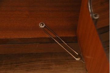 ヴィンテージ家具　北欧ビンテージ　G-PLAN(ジープラン)　チーク材　スタイリッシュな佇まいがカッコイイ激レアなワードローブ
