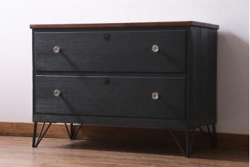 ペイント家具　シャビーシックな空間に馴染むアンティークチェスト(ローチェスト、引き出し)